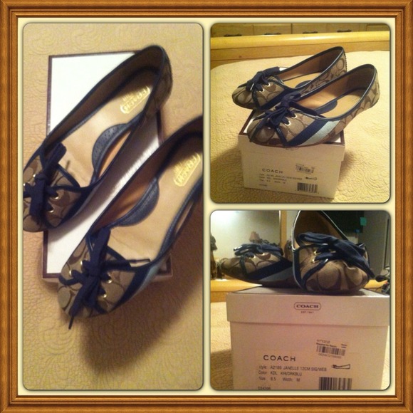 Coach Flat Shoes