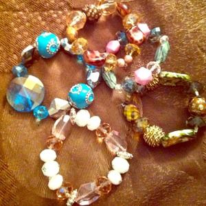 Hand made bracelets !!! I made any kind