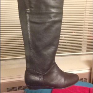 REDUCED! Knee high black boots size 7