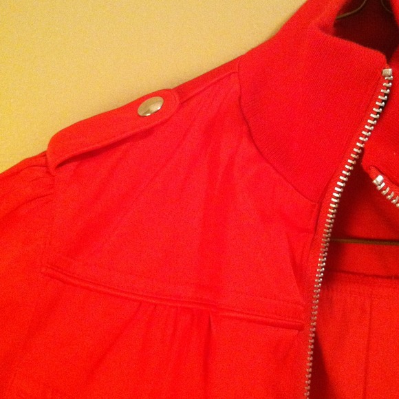 Red Cropped Jacket - Picture 2 of 4