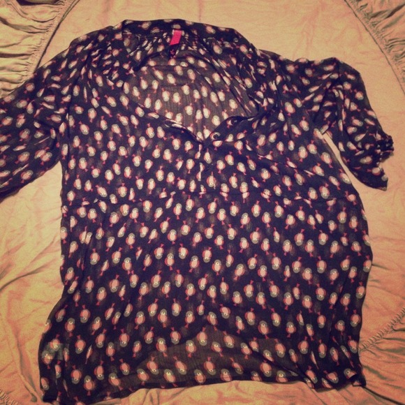 Size 1x Pure Energy sheer blouse