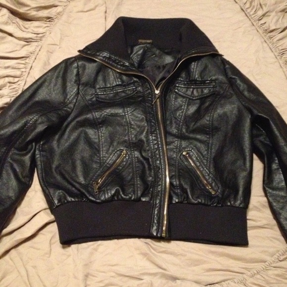Awesome 2x black leather jacket women's