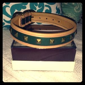 🌀ON HOLD!!🌀 COACH Pyramid Stud Dog Collar F60193