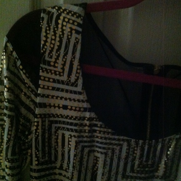 Gold, black and white dress - Picture 3 of 4
