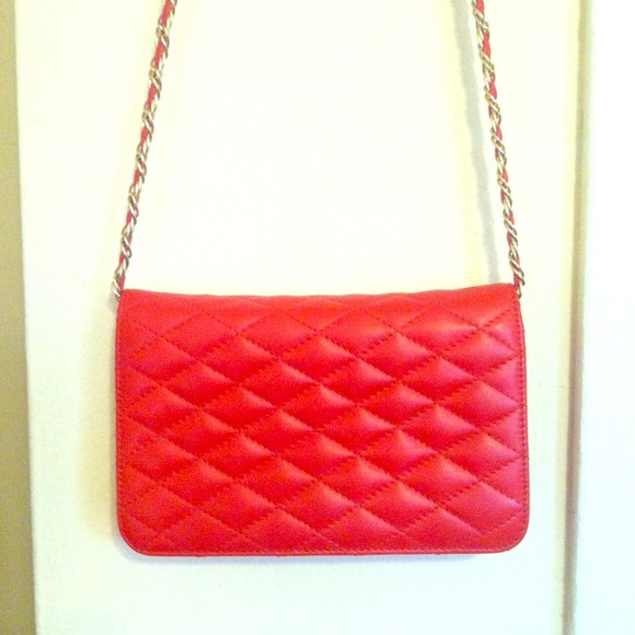 🚫TRADED🚫 Red hot quilted bag