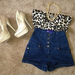 🔴🔴 TRADED 🔴🔴 Cute cheetah top 💗