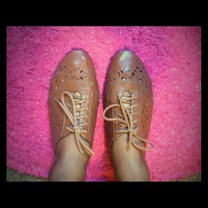 Brown Oxfords !