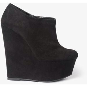 Black suede platform wedge Bootie