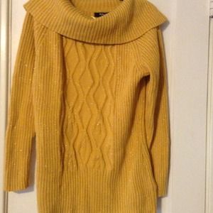 Mustard yellow sweater