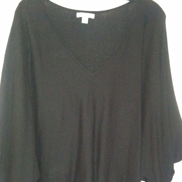 Trade black top size XL and red vest