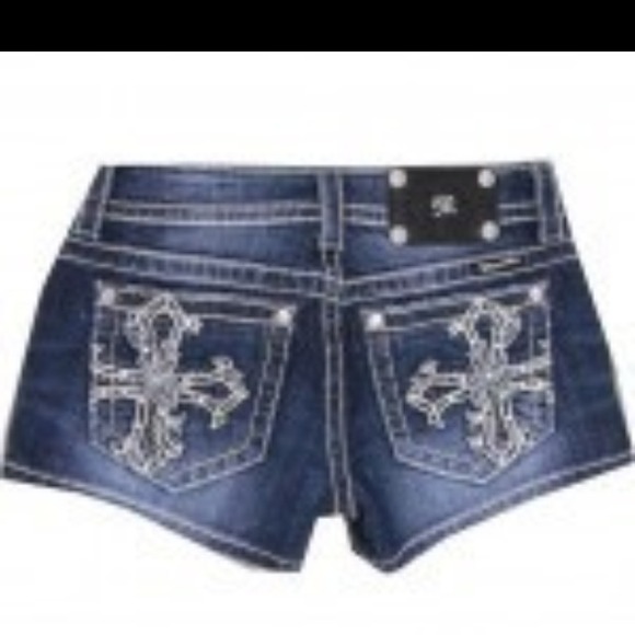 Size 30 miss me shorts bnwot never worn