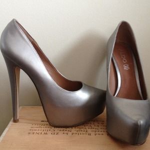 Silver High Pump