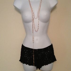 ✨Rose Gold and Jewel Necklace✨