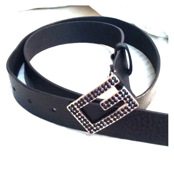 Guess belt