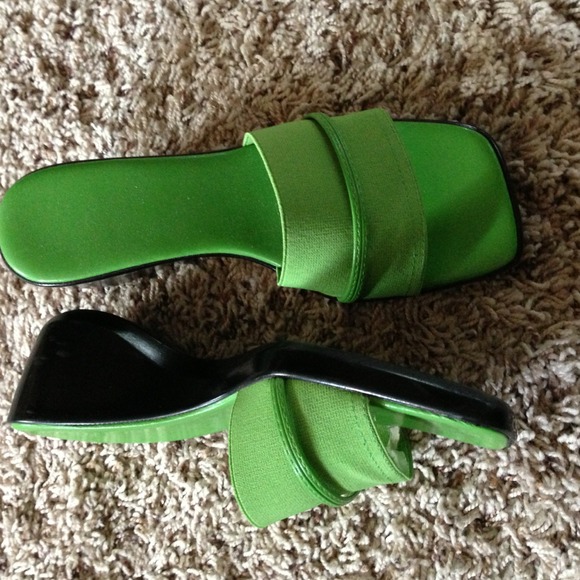Lime Contessa Sandals