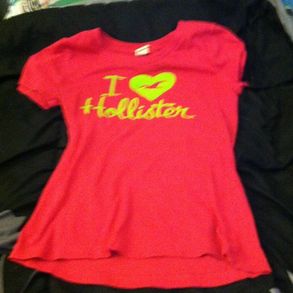 I love hollister shirt pink color