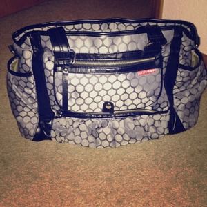 Skip hop studio tote, diaper bag