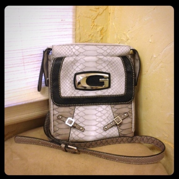 🔷Guess cross-body🔷