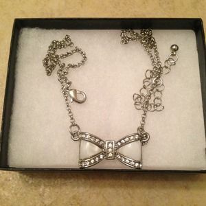 Park Lane bow necklace *REDUCED*