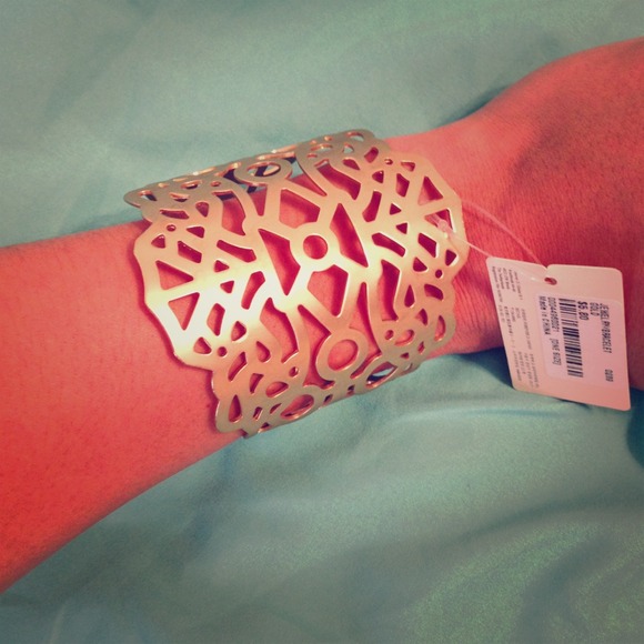 Forever 21 Gold Cuff!
