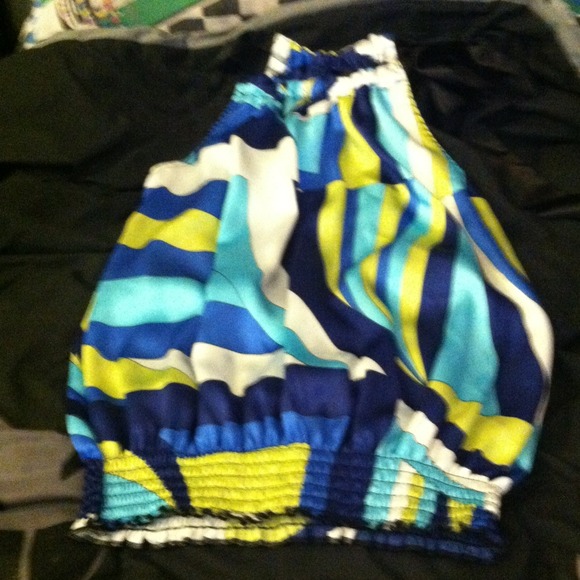 Sleeveless modern since waist