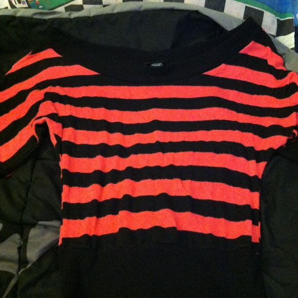 Rue 21 off shoulder shirt