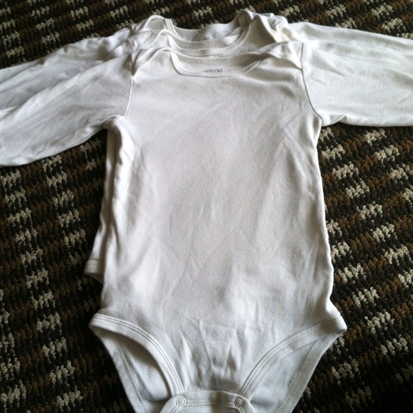 ❗SOLD❗Baby 3pk of long sleeve onesies