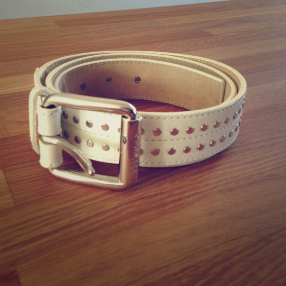 🎀 Traded New EXPRESS studded leather belt