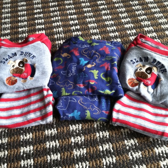 ❗SOLD❗👶Baby👶 3 pairs of 2pc stretchy sleepers