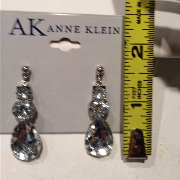 Bundled❗️Anne Klein Tear Drop Crystal Earrings - Picture 2 of 3