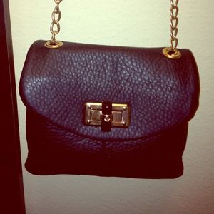 Black chain crossbody purse
