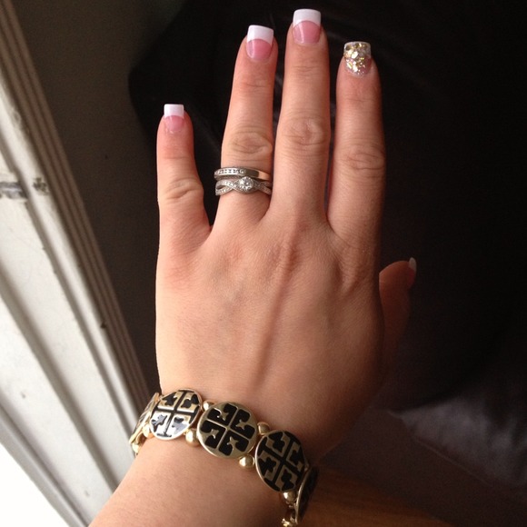 Cute bracelet - Picture 2 of 2