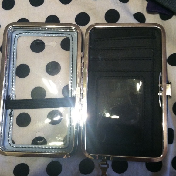 iPhone 4 wallet/case. - Picture 2 of 4