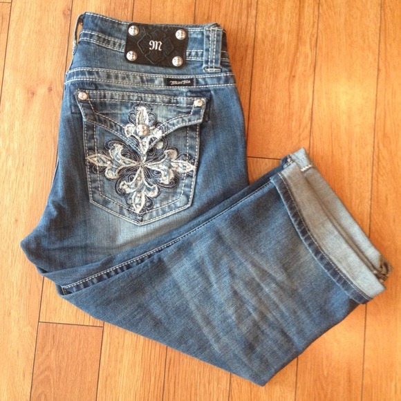 Miss me super cute Capri Jeans