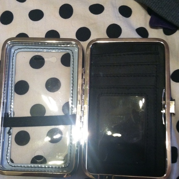 iPhone 4 wallet/case - Picture 2 of 2