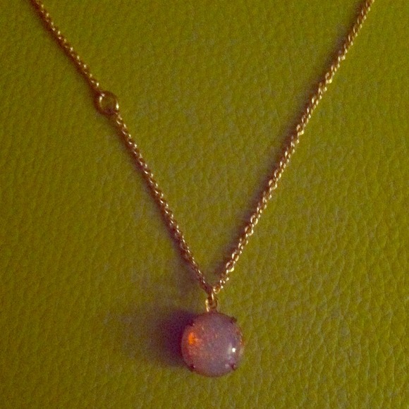 🚫HOLD🚫 NWOT opal/moonstone on gold chain