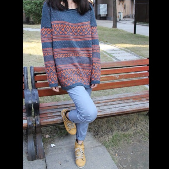 💜HOST PICK💜Vintage oversized sweater - Picture 2 of 4