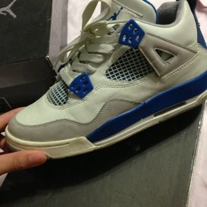 Air Jordans 4 Retro