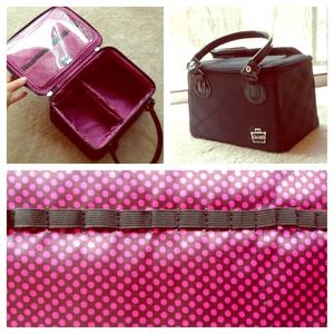 BOGO🎀 Black Cosmetic/Makeup Bag & Grey Boots