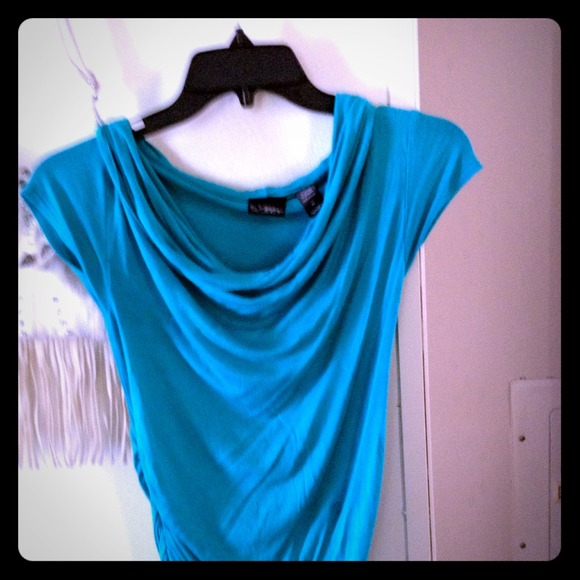 Blue top