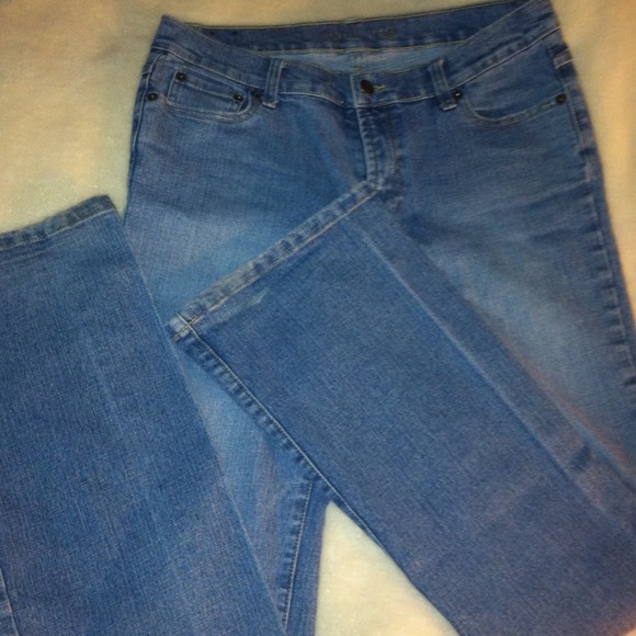 SOLD 💙Cute light blue jeans!