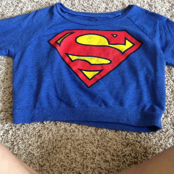 ❤RESERVED❤Superman crop top!