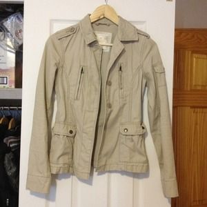 ⬇REDUCED⬇American Eagle military jacket