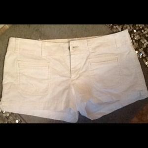 White American Eagle shorts (RECUCED)