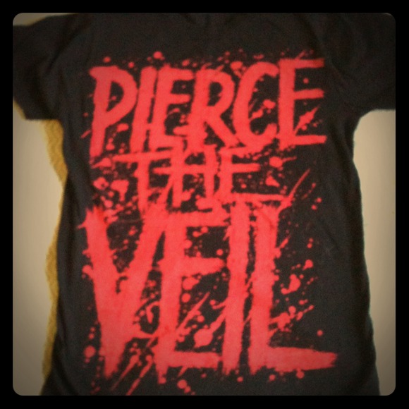 Pierce the veil tee!