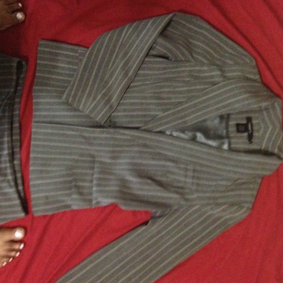 SOLD - Picture 3 of 4