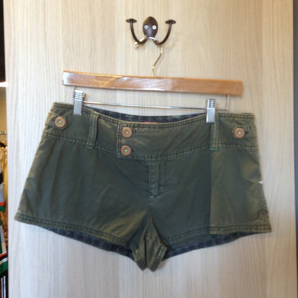 Free People Sz 10 M Olive Shorts
