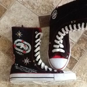******* SOLD ********Red Black Hightop sneakers