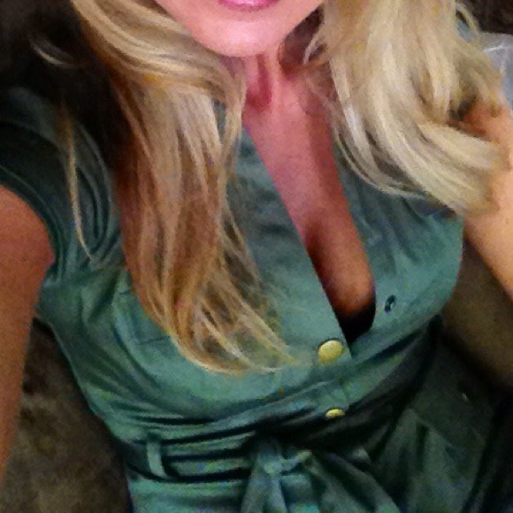 Dress/sold