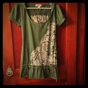 Great t shirt-hoodie.